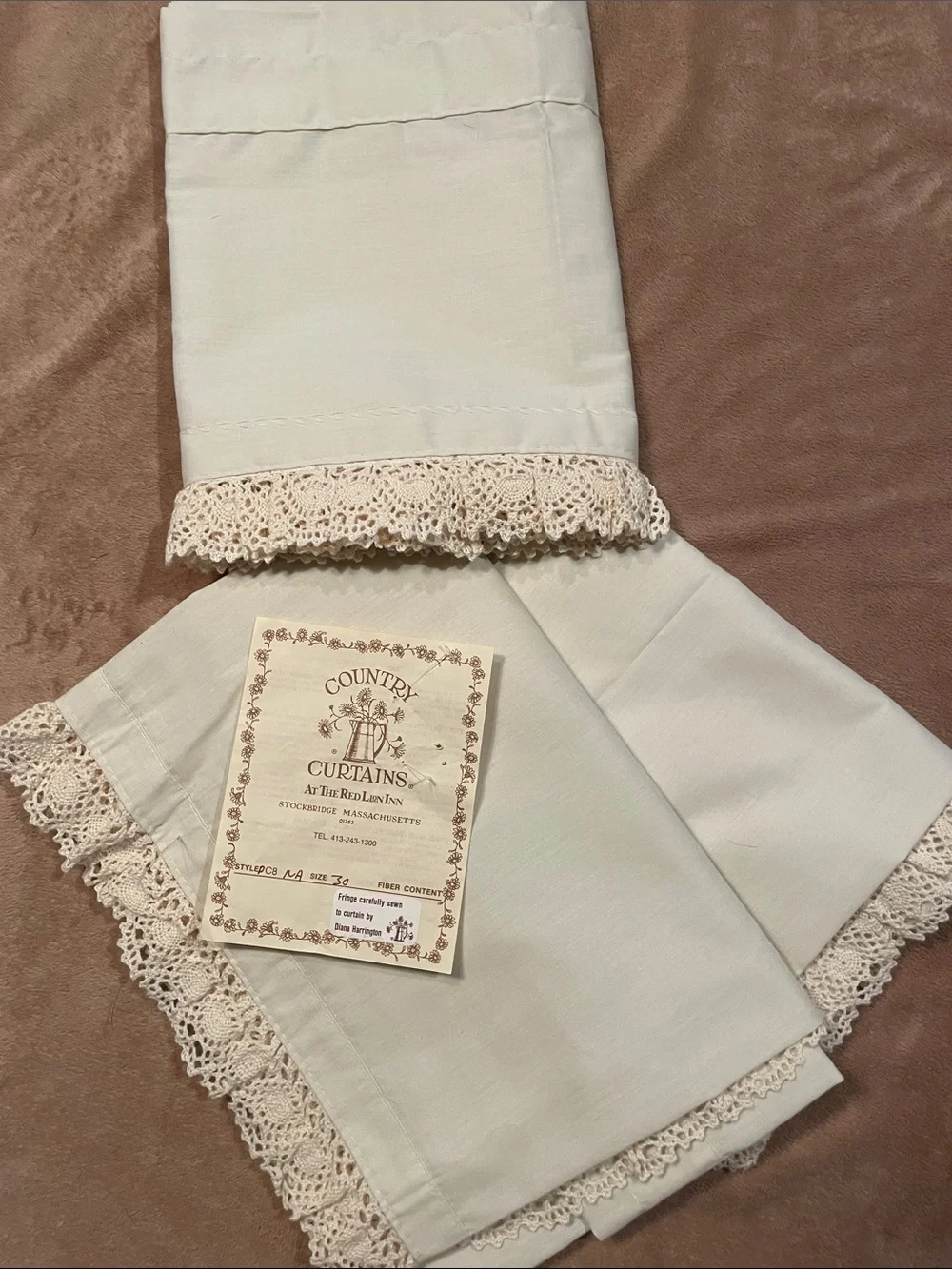 Country Curtains at the Red Lion Inn - 3 pieces